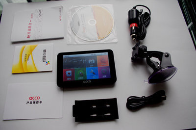 艾酷A550車載GPS導航儀 5寸高清屏下的智能出行伙伴